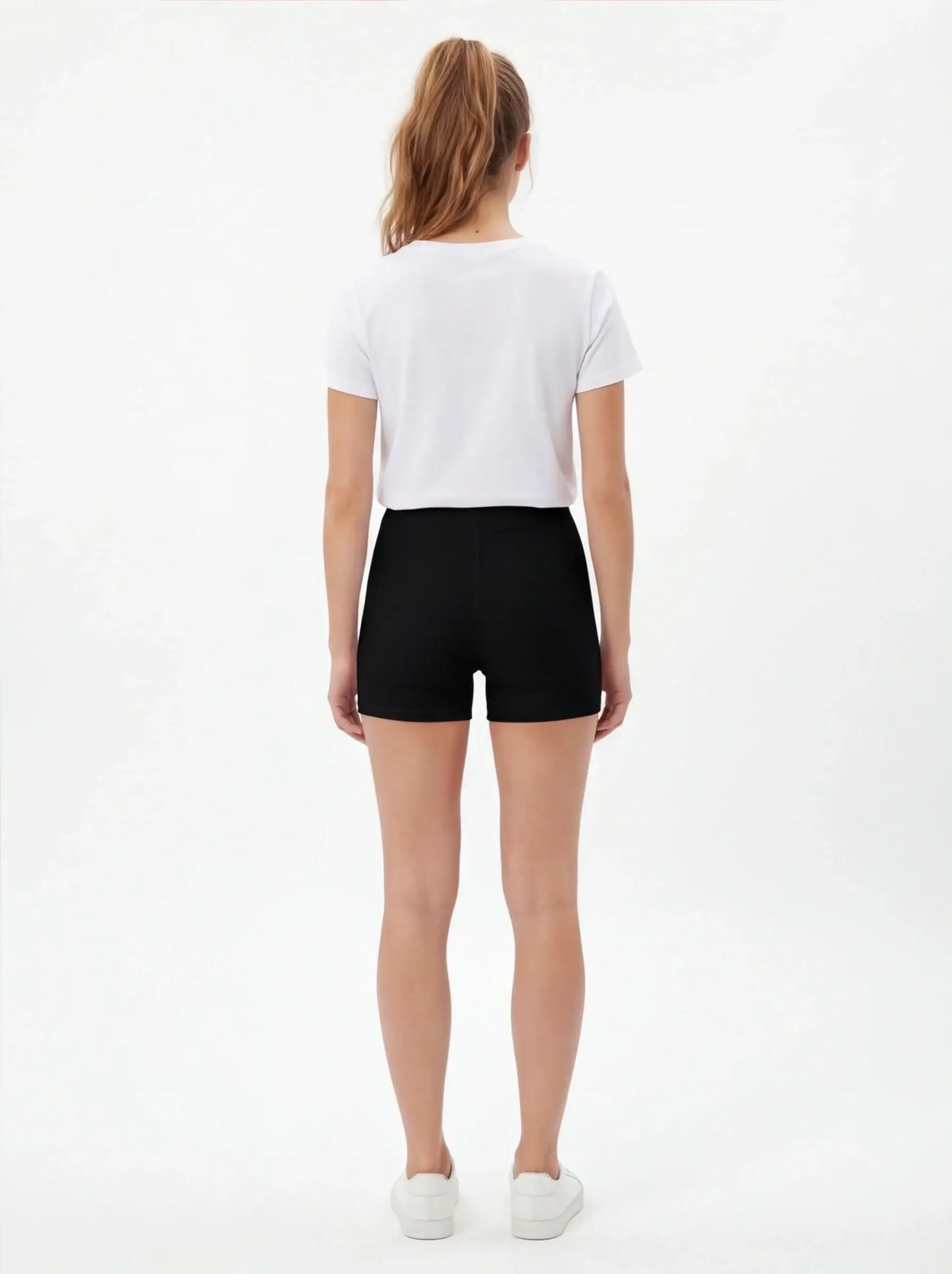 Signature Contour Shorts